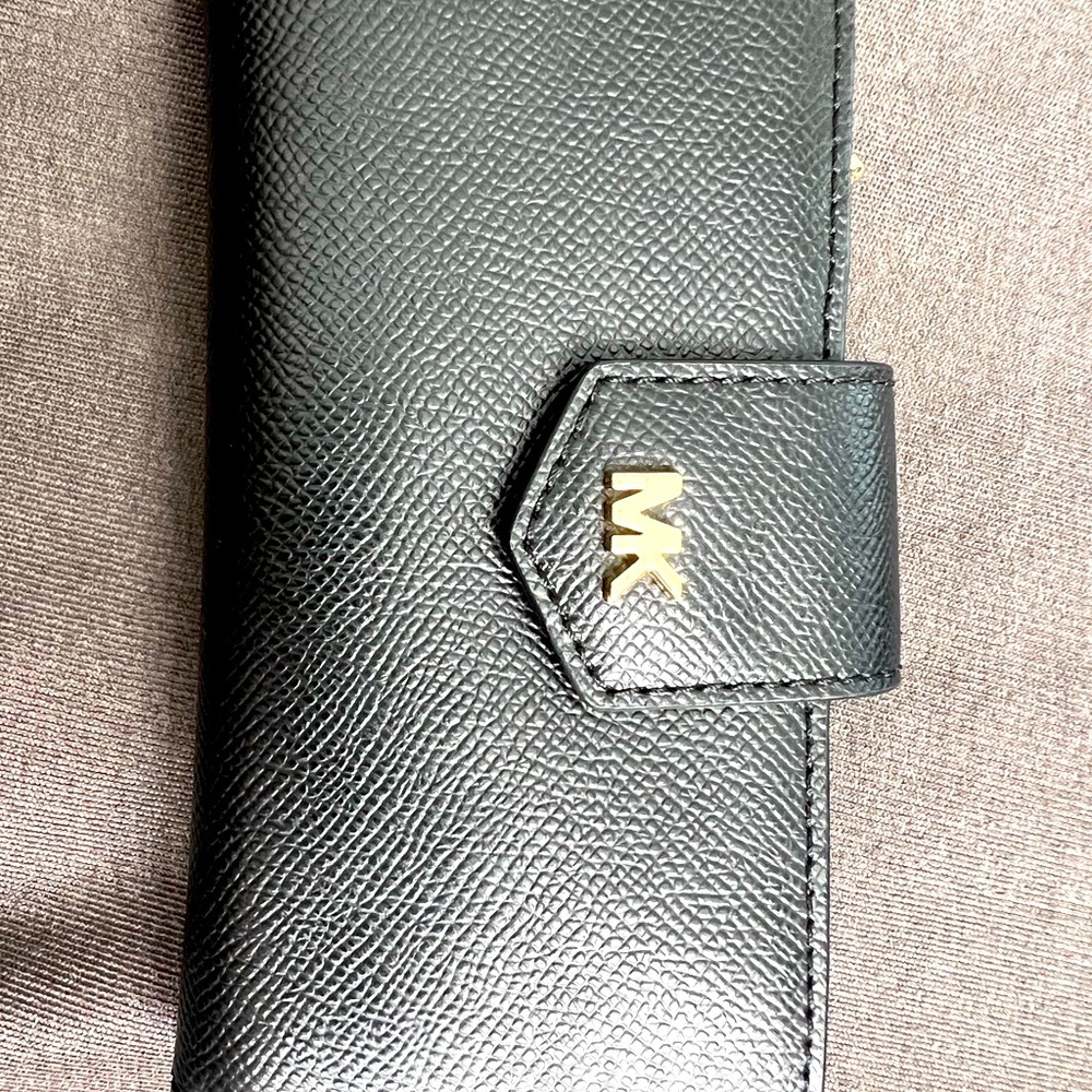 michael kors wallet
